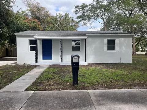 901 Hampton Rd, West Palm Beach, FL 33405