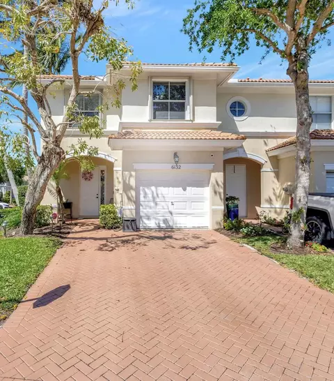 6132 Seminole Gardens Cir, Riviera Beach, FL 33418