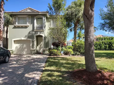 4228 Lake Tahoe Cir, West Palm Beach, FL 33409