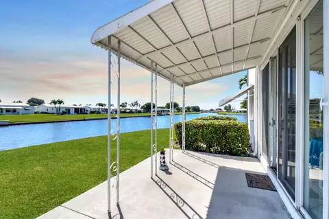 1112 Lake Ter 104 #104, Boynton Beach, FL 33426