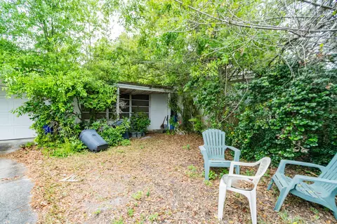 2334 1st Pl SW, Vero Beach, FL 32962