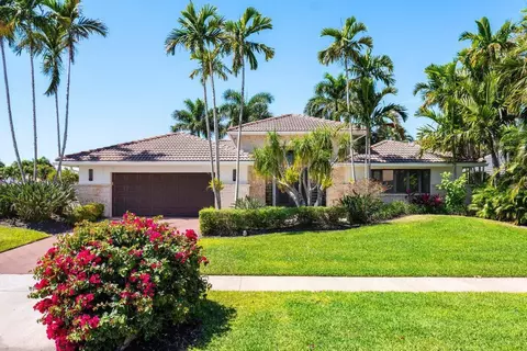 3701 Red Maple Cir, Delray Beach, FL 33445