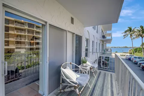 3230 S Ocean Blvd #C105, Palm Beach, FL 33480