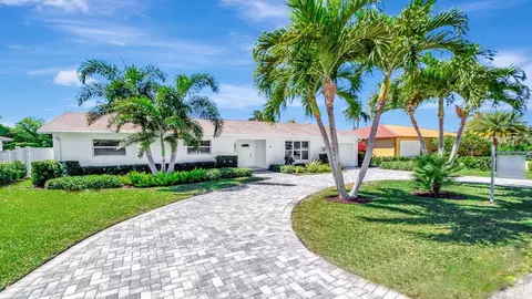 2811 SW 4th, Boynton Beach, FL 33435