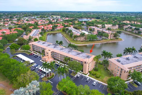 12560 Majesty Cir #208, Boynton Beach, FL 33437