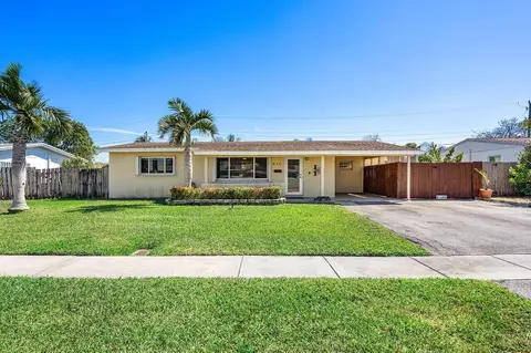 430 SE 3rd Pl, Deerfield Beach, FL 33441