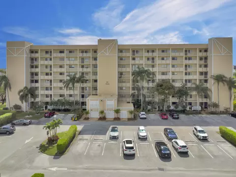 7240 Huntington #802, Delray Beach, FL 33446