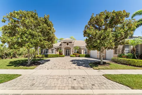 9424 SW Scarborough Ct, Port Saint Lucie, FL 34986