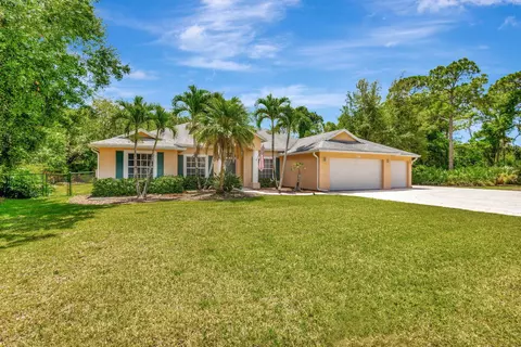 5417 Stately Oaks St, Fort Pierce, FL 34981