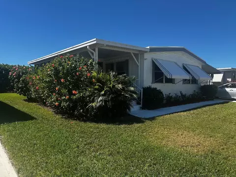 75 S Warner Dr, Jensen Beach, FL 34957