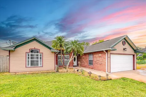 1490 SW Hackensack Ave, Port Saint Lucie, FL 34953