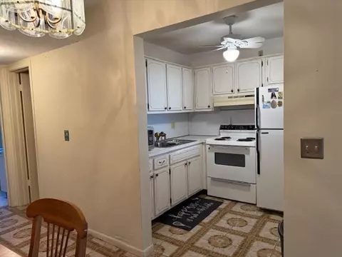 2840 Lake Osborne Dr #109, Lake Worth Beach, FL 33461