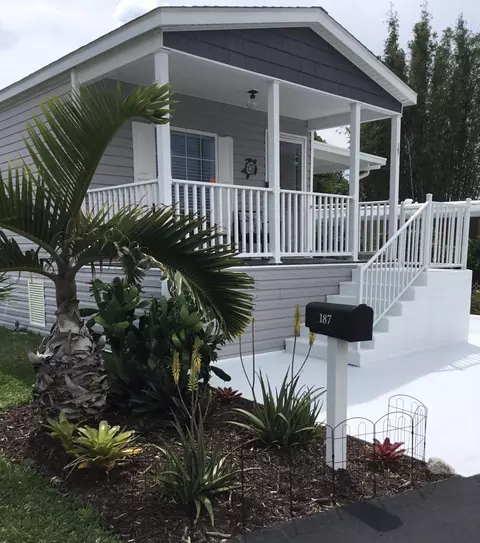 187 Cardinal Ave, Fort Pierce, FL 34982