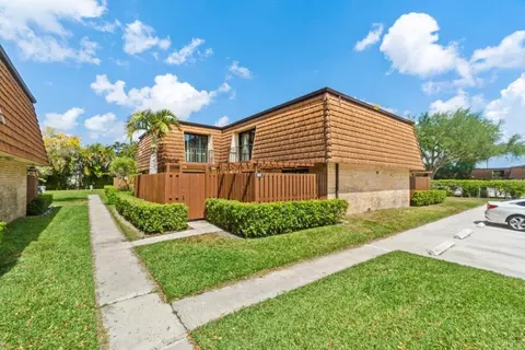 907 9th, Greenacres, FL 33463