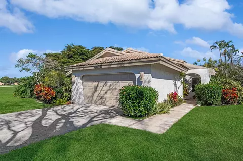5629 Lakeview Mews Ct, Boynton Beach, FL 33437