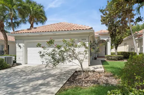2024 Valencia Dr, Delray Beach, FL 33445