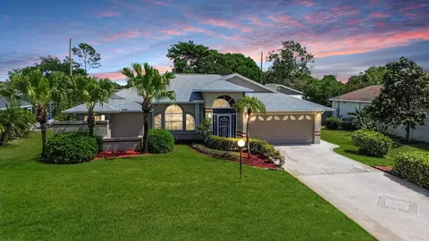 2461 SW Cameo Blvd, Port Saint Lucie, FL 34953
