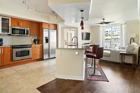 600 S Dixie Hwy #723, West Palm Beach, FL 33401
