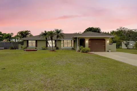 1444 SE Marisol Ln, Port Saint Lucie, FL 34952
