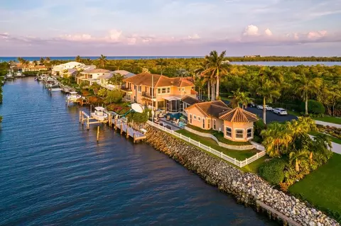 4127 Rigels Cv, Jensen Beach, FL 34957