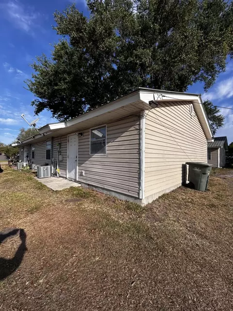 536 S Bond, Clewiston, FL 33440