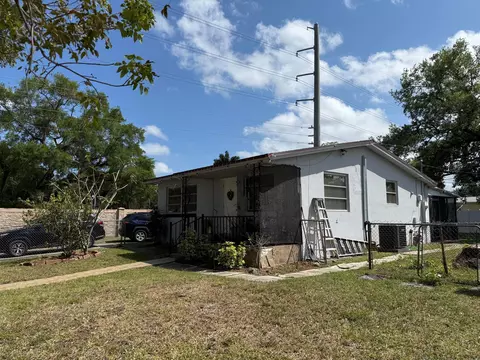 6400 Meade St, Hollywood, FL 33024