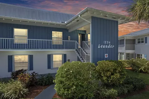 1856 SW Palm City Rd #206, Stuart, FL 34994