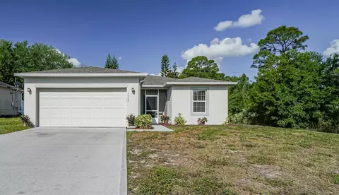 7985 100th Ct, Vero Beach, FL 32967