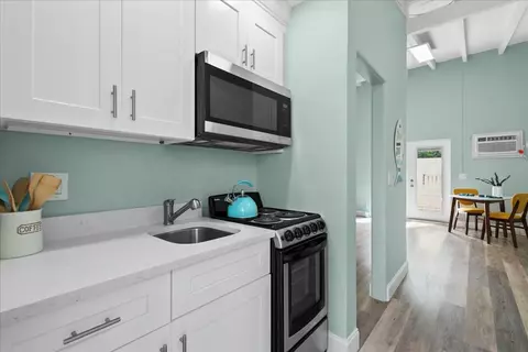 Kitchen - 18 Adams Rd, Ocean Ridge, FL 33435 photo 6 of 8