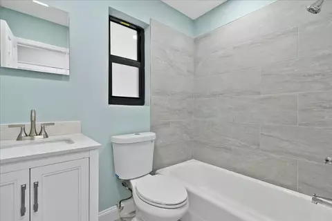 Bath - 18 Adams Rd, Ocean Ridge, FL 33435 photo 1 of 3