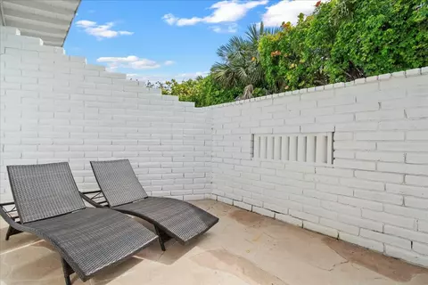 Exterior - 18 Adams Rd, Ocean Ridge, FL 33435 photo 16 of 18