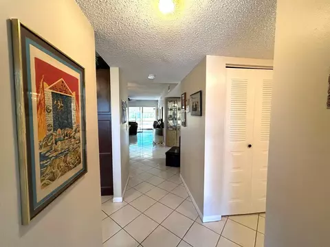 7634 Tahiti Ln #106, Lake Worth, FL 33467