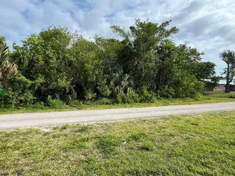 0 Rosarita Ave, Fort Pierce, FL 34946