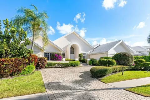 4869 Tallowwood Ln, Boca Raton, FL 33487