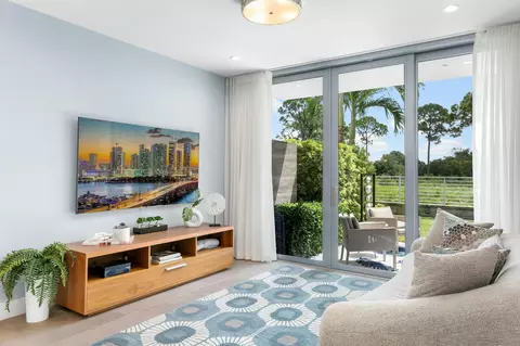 4070 NW 17th Ave, Boca Raton, FL 33431