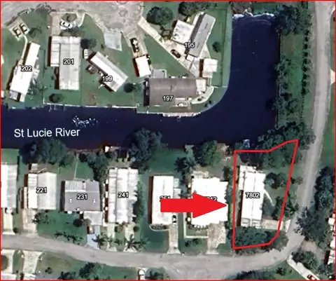 7802 SE Paradise Dr, Stuart, FL 34997 photo 1