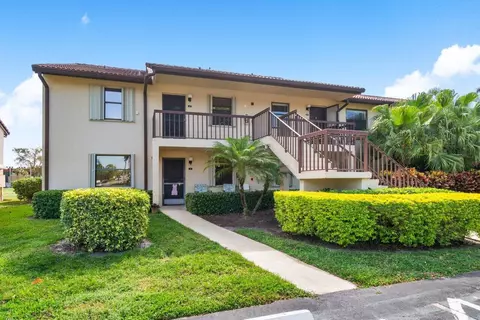 4654 Lucerne Lakes Blvd E #201, Lake Worth, FL 33467