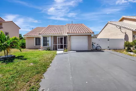 6345 Country Fair Cir, Boynton Beach, FL 33437
