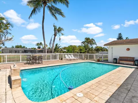11455 NW 41st St, Sunrise, FL 33323