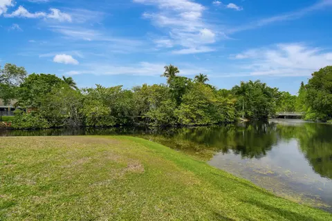 751 SW 87th, Plantation, FL 33324