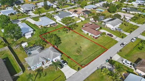 440 SE Asbury Ln, Port St Lucie, FL 34983