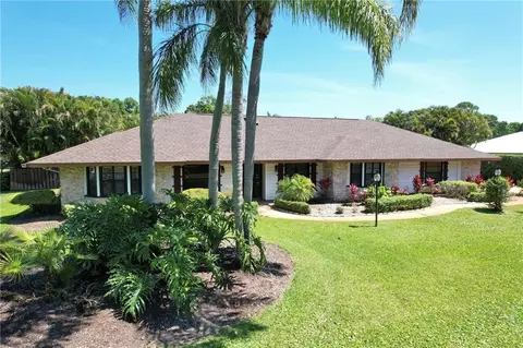 1090 31st, Vero Beach, FL 32960