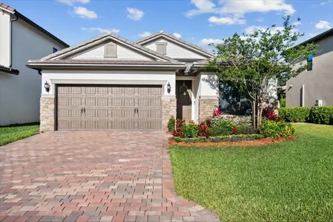 4801 Chantilly Rd, Lake Worth, FL 33467