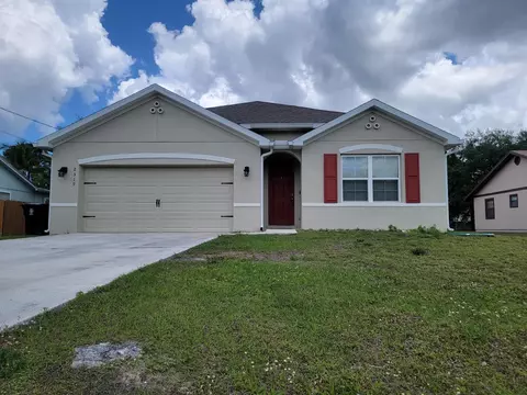 2519 SW Calender St, Port Saint Lucie, FL 34953