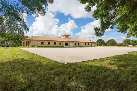 2088 Appaloosa Trl, Wellington, FL 33414