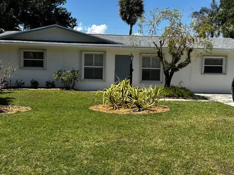 4907 Palm Dr, Fort Pierce, FL 34982