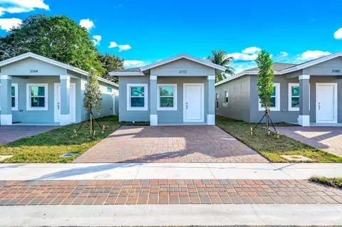 3180 Hiawatha Ave, West Palm Beach, FL 33409
