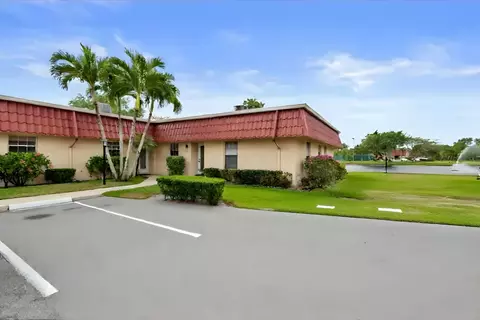 603 Laconia Cir, Lake Worth, FL 33467