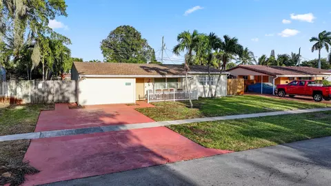 1420 SW 1st Ter, Deerfield Beach, FL 33441