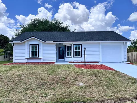 2418 SE Sidonia St, Port Saint Lucie, FL 34952